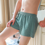 Uus meeste aluspesu meeste bokserid l&uuml;hikesed p&uuml;ksid vabaaja puuvillased alusp&uuml;ksid pehmed alusp&uuml;ksid triibuline ruuduline lahtised alusp&uuml;ksid mugavad kodur&otilde;ivad M hall v&auml;rv