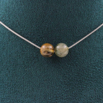 Pierres et Min&eacute;raux. Collier 2 perles Quartz rutile 8 mm Chaine en acier inoxydable Collier femmes, hommes. Taille personnalisable.
