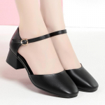 Suvised sandaalid, suletud ninaga naiste sandaalid, k&uuml;ljelt &otilde;&otilde;nsad madalad naiste kingad, &uuml;hev&auml;rvilised paksud kontsad, mugavad keskmise kontsaga Korea naiste kingad 40