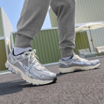 Nike Air Zoom Vomero 5 'Grey Fog Chrome' 42