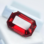 Looduslik Punane Rubiin Kivi 22,60 ct SMARAGDIRAIE A+ Klass Sertifitseeritud Lahtine Kivi 15.2 mm approx. punane