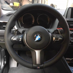 BMW M Sport F06 F10 F15 F16 F20 F21 F25 F30 F32gt F80 F82 X1 X3 x5 K&auml;sit&ouml;&ouml;na &otilde;mmeldud ehtsa nahast auto roolikatete kate