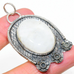 Natural Rainbow Moonstone Gemstone 925 Sterling Silver Pendant 2.36 w9o72