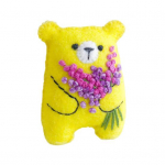 Tasku Kallistus Lillen&auml;gu Karu Nukk K&auml;sitsi Valmistatud Vildist Lilleline Pl&uuml;&uuml;s M&auml;ngukimp V&auml;ike Karu Lauam&auml;nguasi Kaunistus Ornament S&uuml;nnip&auml;ev kollane