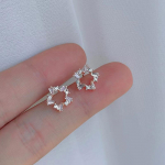 Star Stud k&otilde;rvar&otilde;ngad Naiste lihtsad mikroinkrusteeritud tsirkoonist viieharulised t&auml;rniga k&otilde;rvar&otilde;ngad magusad v&auml;ikesed v&auml;rsked k&otilde;rvaehted