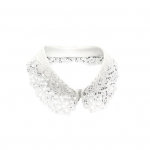 V&otilde;ltskrae tikitud pitslillega eemaldatav kaelarihm naiste &uuml;hev&auml;rviline &otilde;&otilde;nes disain V&Auml;&Auml;R must