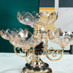 Kuivatatud puuviljad ja puuviljataldrik, kodune elutuba, Euroopa stiilis mitmekihiline kristallpuuviljataldrik, k&otilde;rgetasemeline kerge luksusstiil