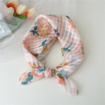 Puuvillane ja linane v&auml;ike kandiline sall siidist sall Naiste kevadine ja s&uuml;gisene uus stiil Kunstiline ja mitmek&uuml;lgne moodne temperamendiga peav&otilde;ru sall 55*55cm