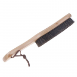 Hobusej&otilde;hvi hari Puidust k&auml;epidemega puhastushari Pehme hobusej&otilde;hvi pesupuhastushari m&ouml;&ouml;bliriiete jaoks.