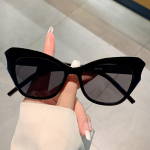 Polariseerimata kassisilm Vintage p&auml;ikeseprillid Naiste isikup&auml;ra kolmnurk kassisilm Vintage mood gradient p&auml;ikeseprillid Naiste retropeegel &otilde;ues varjud hall