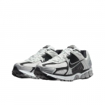 Nike Air Zoom Vomero 5 'Metallic Silver Black' FJ4151-004 Meeste suurus EU 37.5