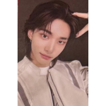 STRAY KIDS Maailmatuur dominATE SEOUL Blu-ray DVD FOTOKAART POB AMETLIK HJ / PHOTOCARD (Blu-ray) beige