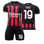 2022-23 AC Milani kodus&auml;rk #11 Ibrahimović #9 Giroud #17 Le&atilde;o #19 Theo Jalgpallis&auml;rgid 22