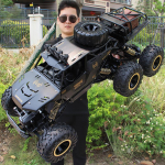 2024. aasta uus &uuml;lisuur 46cm 2,4G raadio kaugjuhtimispuldi sulamist 6WD maastikus&otilde;iduki laadimine kiire RC ronimisv&otilde;idus&otilde;iduauto m&auml;nguasi kingitus poisile 1 Battery must