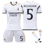 23/24 Uued Real Madridi koduvormi jalgpallitreeningu s&auml;rgi komplektid (Nr 5 BELLINGHAM) 110