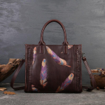 Sule reljeef Ehtsast nahast naiste k&auml;ekotid Vintage disainiga moodsad &otilde;lakotid naistele Crossbody kott 31*26*13cm pruun