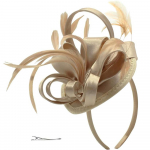 Naiste v&otilde;luvad tee&otilde;htum&uuml;ts Peapael Derby Wedding Church Pruudikokteil Suled Juukseklamber