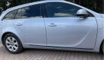 Opel INSIGNIA A universaali k&uuml;ljeukseliistud must
