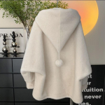 Uus kapuutsiga paksendatud keskmise pikkusega imitatsioon naaritsa pl&uuml;&uuml;smantel, karvane karvane kasukas naiste vabaaja stiilis mantel M