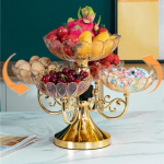 Kuivatatud puuviljad ja puuviljataldrik, kodune elutuba, Euroopa stiilis mitmekihiline kristallpuuviljataldrik, k&otilde;rgetasemeline kerge luksusstiil