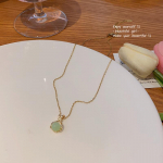 Hiina stiili imitatsiooniga Hetian Jade Lucky Bag kaelakee &ndash; naiste kerge luksuslik titaanist terasest rangluu kett X1323 kuld