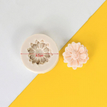 3D mini karikakra lilleline silikoonvorm Fondant koogi kaunistamise t&ouml;&ouml;riist pulma s&uuml;nnip&auml;evapeo &scaron;okolaadikommi kaunistus saia k&uuml;psetusvorm