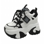 K&otilde;rge platvormiga tossud naistele 2025 Paks tald Sporditossud naistele Vulkaniseeritud kingad Naine Paksud tossud Zapatillas Mujer 10CM 34 must