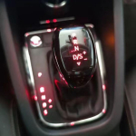LED DSG k&auml;igukangi nahast v&otilde;idus&otilde;idu sportlik k&auml;igukangi nupp VW Passat B7/B8 Golf 7 Mk6 GTI/GLI jaoks MK2 Teramont Polo Octavia 3 15*6*9CM punane