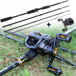 &Otilde;ngeritvade ja -rullide kombinatsioonid 4 sektsiooniga s&uuml;sinikkiust &otilde;ngeritv koos 13BB Baitcasting p&uuml;&uuml;girullidega 2.1M Rod&Reel Left Hand