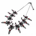 Les Tr&eacute;sors De Lily [N8809] - Collier cr&eacute;ateur 'Paradis Floral' noir rouge punane