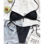 Seksikas kortsus minibikiinid naiste ujumistrikoo Naiste ujumisriided Kaheosaline bikiinikomplekt, polsterdatud supluskost&uuml;&uuml;m S must