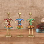 Mitmev&auml;rviline Elegantne Kodukaunistus Muusik M&auml;ngiv Instrument Idol Lauaplaat Rajasthani Muusikute Esitlus| K 21,59 cm Komplektis 3