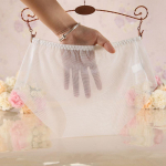 Naiste p&uuml;ksid, l&auml;bipaistvad alusp&uuml;ksid, l&auml;bipaistvad siidist v&otilde;rkp&uuml;ksid, l&auml;bipaistvad seksikad aluspesu L valge