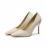 K&otilde;rgete kontsadega kingad Kevad ja suvi Uued Korea stiilis &otilde;hukese kontsaga &uuml;hekordsed kingad naiste pendeldamiseks Super k&otilde;rge kontsaga naiste kingad 34 beež