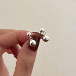 Ni&scaron;i isikup&auml;ra Double Bead Stud k&otilde;rvar&otilde;ngad Naiste Korea versioon Lihtsad ja v&auml;ikesed &uuml;marad helmed Pendelk&auml;ija temperamendiga k&otilde;rvar&otilde;ngad