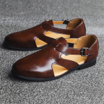 Suvised meeste sandaalid Mugavad &otilde;&otilde;nsad libisemiskindlad pehmed jahedad valgustusega hingavad T&auml;iesti sobivad klassikalised kantavad moes vabaaja nahast sandaalid 38