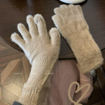 Magusad naaritsavillased pikad kindad naistele talvised paksud kootud soojad l&uuml;hikesed kohevad pl&uuml;&uuml;sist labakindad kaitsevarre k&uuml;lmavastased v&auml;liskindad 1 pair must