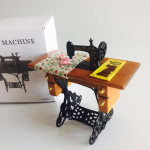 1:12 Nukumaja retro&otilde;mblusmasin Nukumaja miniatuurne skaala Haldjas nuku koduelu stseen 1PC