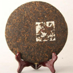 Top Menghai varakevadk&uuml;ps Puer Nannuo Mountain Qizi teekook 357g Shu Puerh 357g