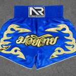 MMA Green treening &auml;ge v&otilde;itlus kikkpoks poksip&uuml;ksid Tiger Muay Thai mma v&otilde;itlusp&uuml;ksid sanda mma l&uuml;hikesed muaythai MMA p&uuml;ksid s