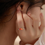 Unikaalne &otilde;nnes&otilde;rmus naistele &ndash; minimalistlik disain, mis toob &otilde;nne igaks juhuks &ndash; suurep&auml;rane kingiidee 2cm