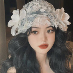 Hiina Vabariigi stiilis pruudi pitsist juukseaksessuaarid Elegantsed lilleateljee juukseaksessuaarid Peened foto pulmaaksessuaarid