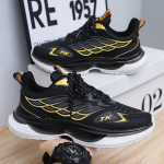 Meeste Kingad Tossud meeste vabaaja Meeste kingad tennised Luksuslikud kingad Treener Race Hingavad jalan&otilde;ud mood jooksujalatsid naistele 39