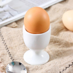 Munahoidja Valge muna tassihoidja K&otilde;vad pehmed keedetud munad Hommikumunahoidja banketi munade tarvikud K&ouml;&ouml;gitarvikud