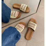 Naiste luksuslikud lamedad sussid 2024 suvi punutud kingad &uuml;mara avatud varbaga naiste sandaal &uuml;hev&auml;rvilised disainer disainer vabaaja rannaslaidid 36