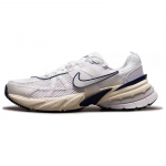Nike V2K Run Summit White Naiste tossud FD0736-102 35.5