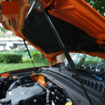 Jeep Renegade 2015 2016 2017 2018 jaoks Eesmise mootorikatte kapoti amortt&otilde;stukid
