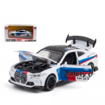 1/32 Scale M4 IM GT3 v&otilde;idus&otilde;iduauto mudel, sulamist metallist survevalatud m&auml;nguasjad tagasit&otilde;mbamise, heli ja valgusega lastele kingituste kollektsioon 1/32- 16x7x4.5cm valge