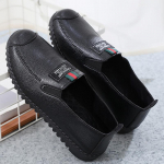 S&uuml;gisene ema kingad Naiste kingad Lameda p&otilde;hjaga libisemiskindlast nahast Keskealised hingavad t&ouml;&ouml;jalatsid &Uuml;ksikkingad 36 must