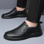 Ehtsad nahast kingad Meeste slip-on mood Loaferid Pehme veisenahk Meeste vabaajajalatsid Br&auml;ndi meeste jalatsid Must Pruun Paks tald kingad 6.5